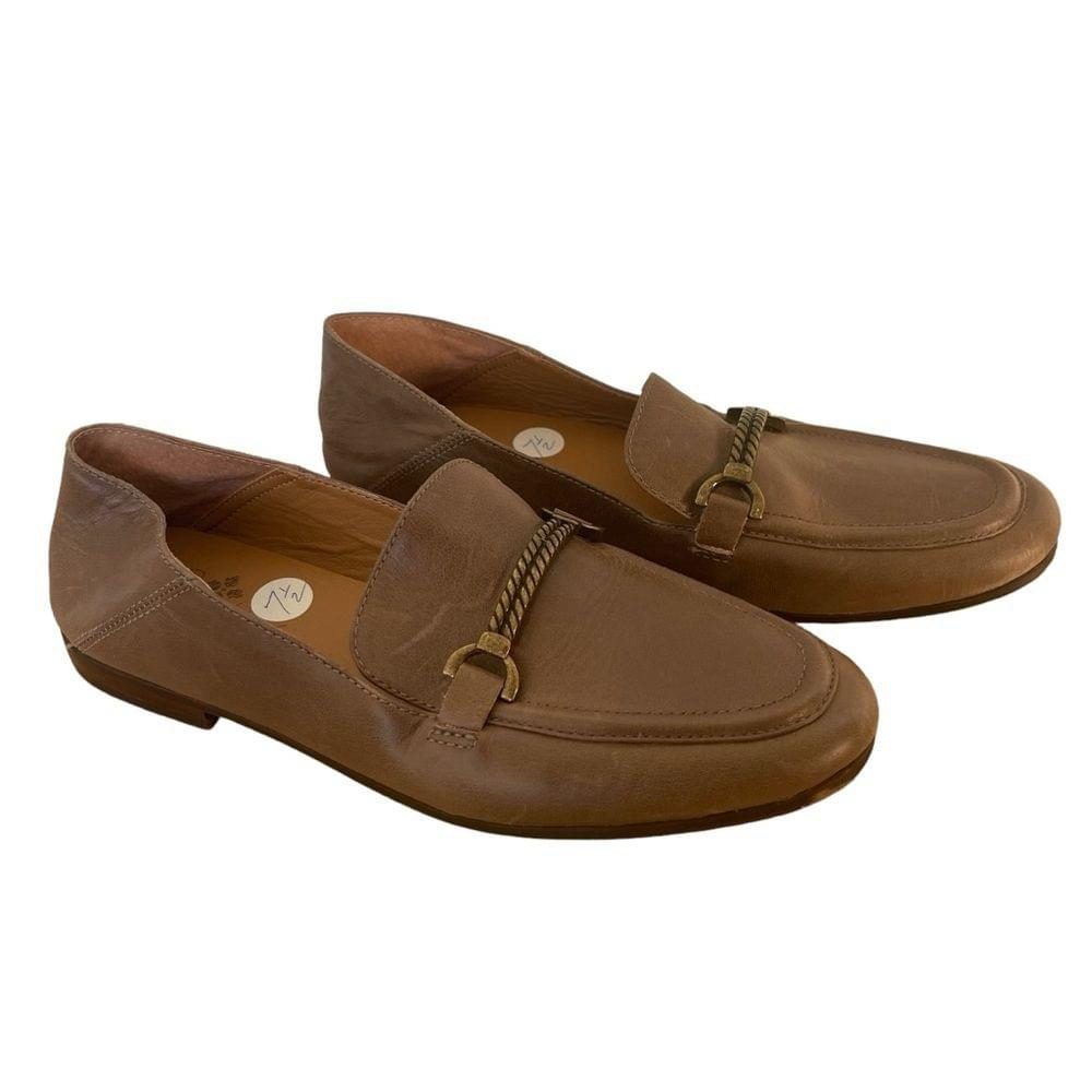 Patricia Nash Women's Fia Leather Closed Toe Loafers Taupe Mule Flat